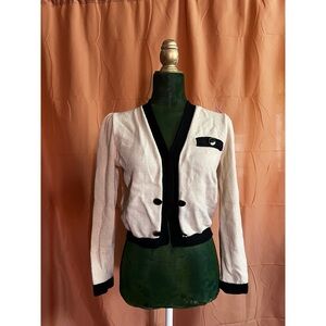 Vintage St.John by Marie Grey 1970s Cropped Cream and Black Women's Sweater